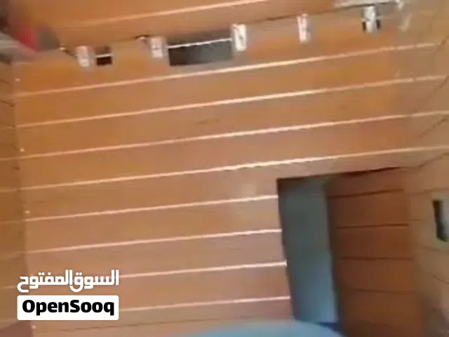 للبيع ديكور محل خشب  ديكور سميك الخامه