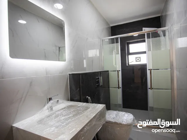 180 m2 3 Bedrooms Apartments for Sale in Amman Al-Mansour