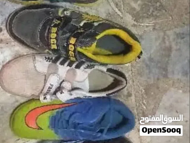 احذيه كوتشي