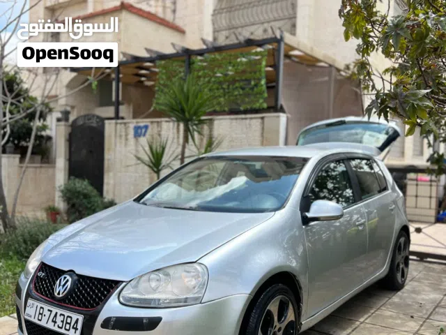 2005 Volkswagen Golf MK Standard