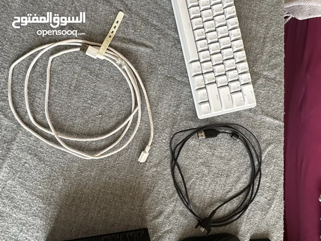 Mouse logitech g pro and razer keyboard huntsman mini للبيع