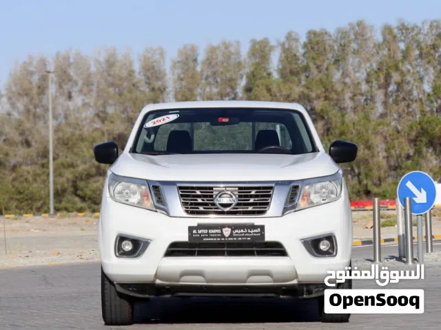 Nissan Navara - 2021 - GCC- accident-free - 2.5L - 2WD - excellent condition
