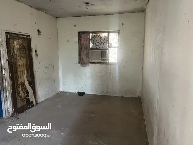 97 m2 3 Bedrooms Apartments for Sale in Basra Al Muwafaqiya
