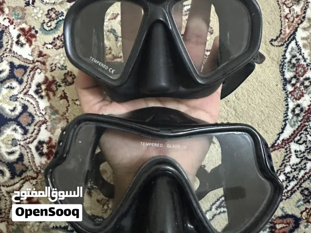 نظارتين مستخدمات فترة بسيطة .. اقرا الوصف