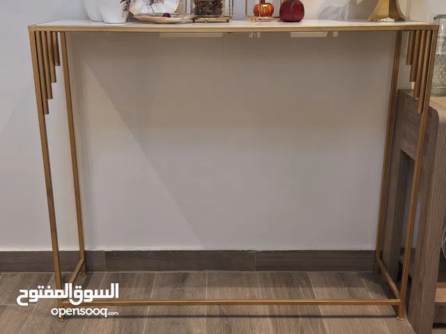 طاولة استقبال