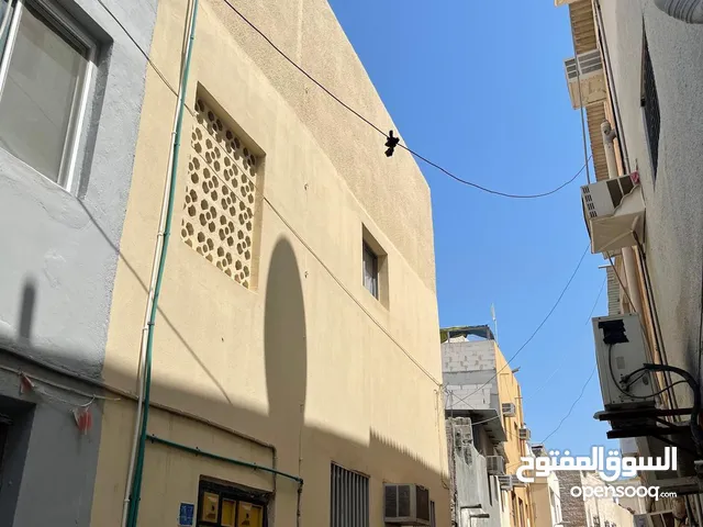 125 m2 2 Bedrooms Townhouse for Sale in Muharraq Muharraq City