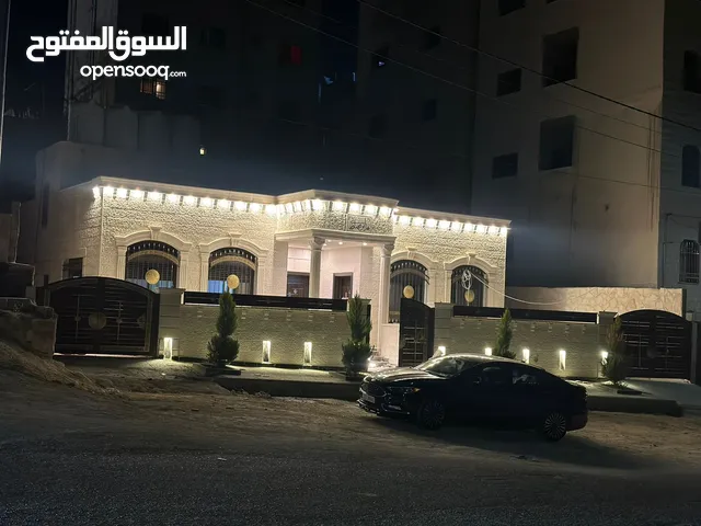 236 m2 More than 6 bedrooms Villa for Sale in Amman Al-Marqab