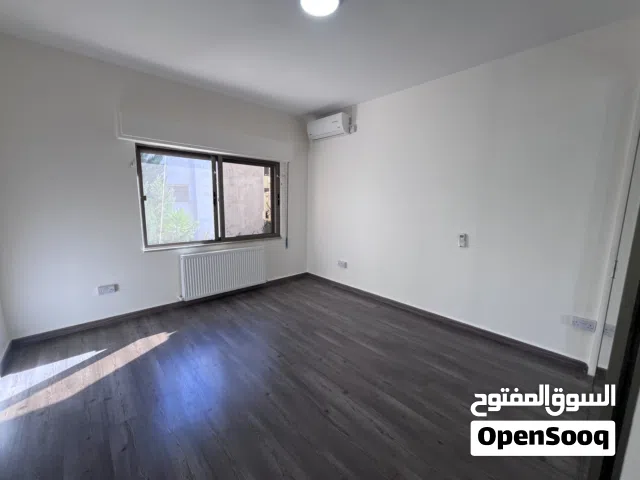 200 m2 3 Bedrooms Apartments for Sale in Amman Deir Ghbar