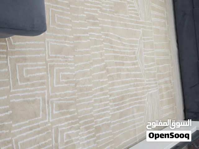 كنبه زاويه مع سجادة للبيع بحاله ممتازة