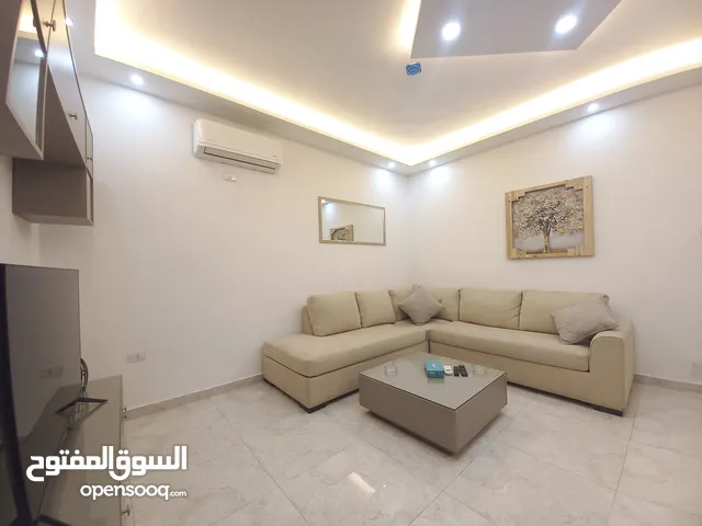 شقة مفروشة للإيجار في اللويبدة  ( Property 35928 )