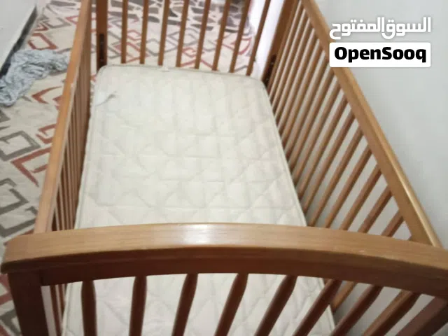 سرير اطفال
