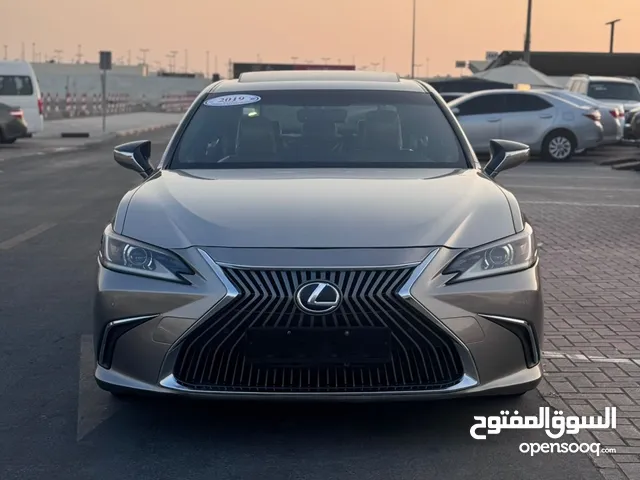 النوع : لكزس2019 ES300h  المواصفات الاقليمية : خليجي