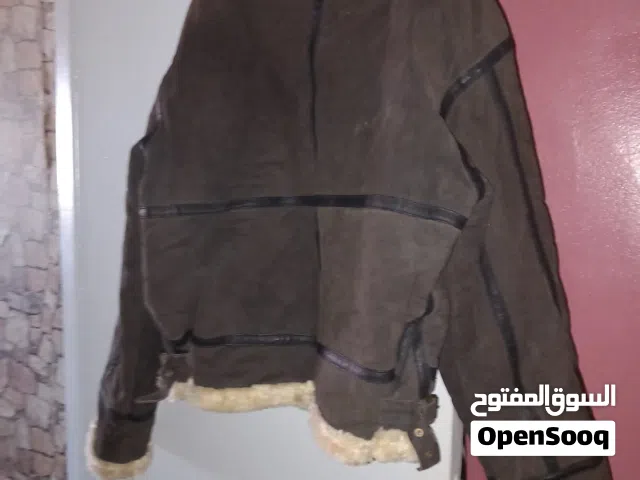 جاكيت اورجنا