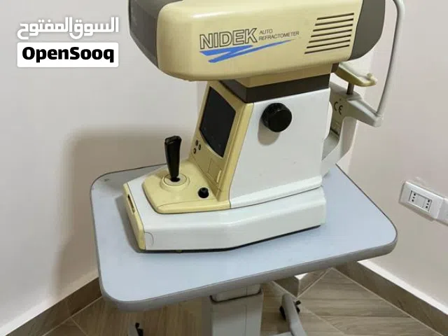للبيع مجموعة أجهزة فحص وبصريات متكاملة،  لتأسيس مركز بصريات أو عيادة جديدة، الأجهزة من  NIDEK