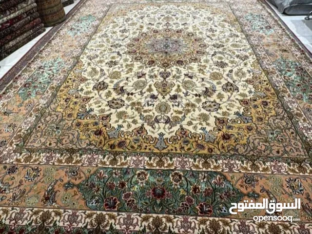 nees carpat very old and good silk and wool