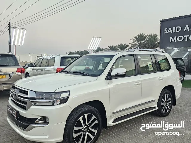 Toyota Land Cruiser 2019 in Al Batinah