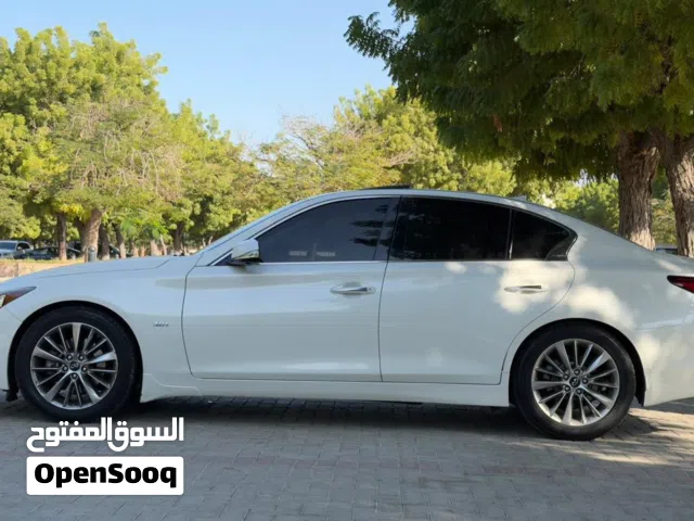 2018 إنفينيتي Q50 Luxe