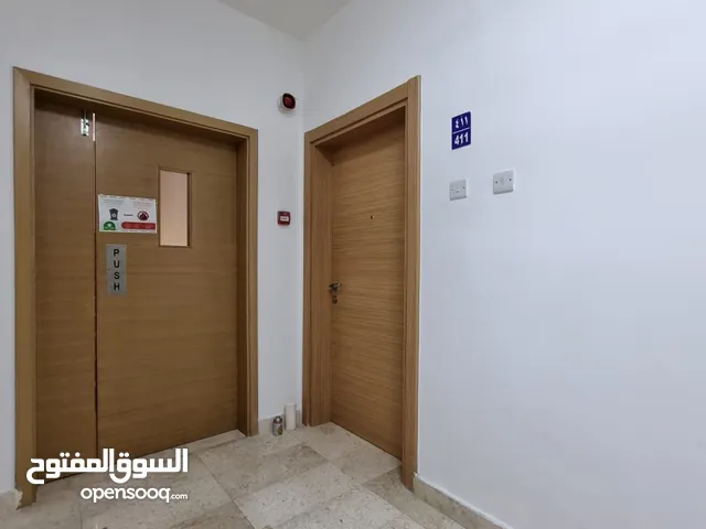 180 m2 4 Bedrooms Apartments for Rent in Muscat Qurm