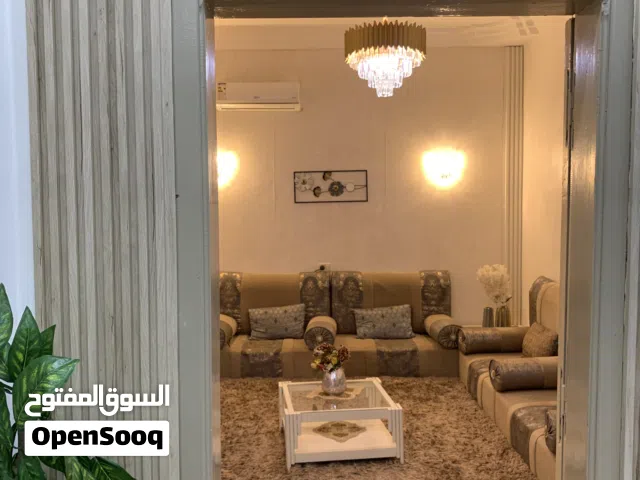 منزل للبيع عين زارة ممتاز جدآ