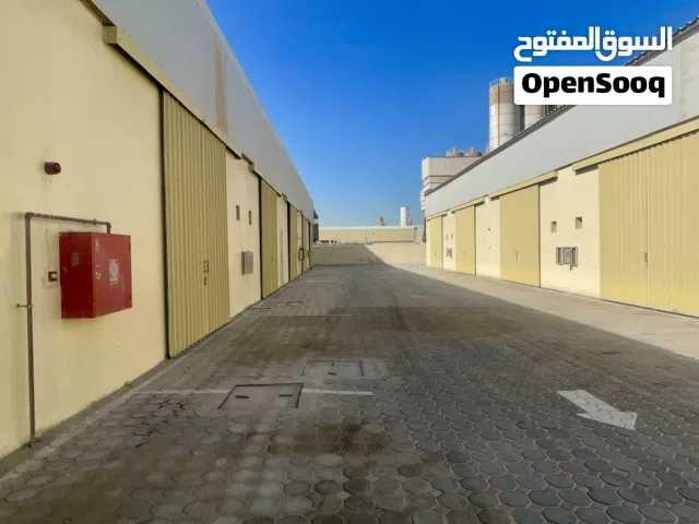 مستودع 120 متر للإيجار علي الطريق مباشرة اول ساكن