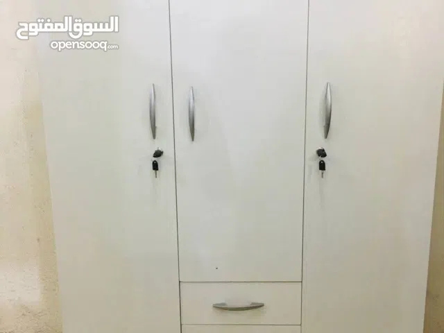 دولاب شبابي و أطفال بسعر مناسب وبسيط و متاح توصيل للمنازل