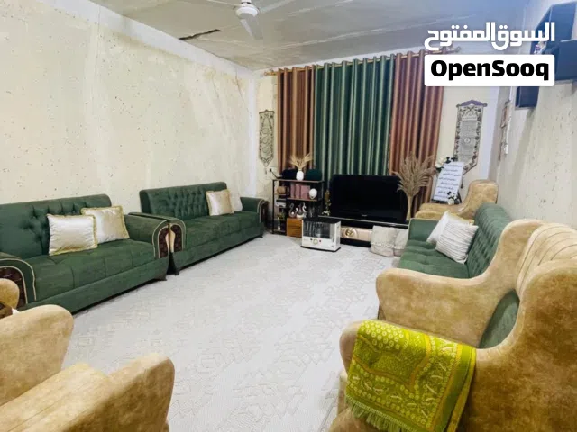 تخم استقبال فخم بحالة ممتازة للبيع
