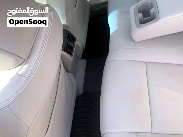 2015 تويوتا كامري XLE