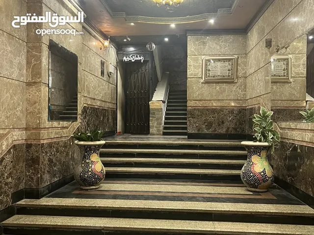 170 m2 3 Bedrooms Apartments for Sale in Giza Haram