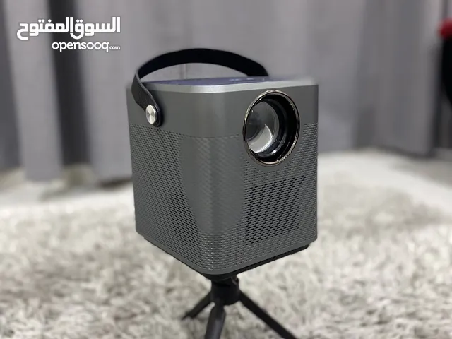 بروجكتر بدقه 4K