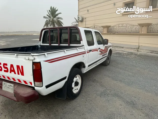 البيع وانيت نيسان دبل موديل 2004