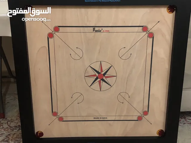 للبيع طاولة كيرم 90/90 سم جديده ما استعملتها