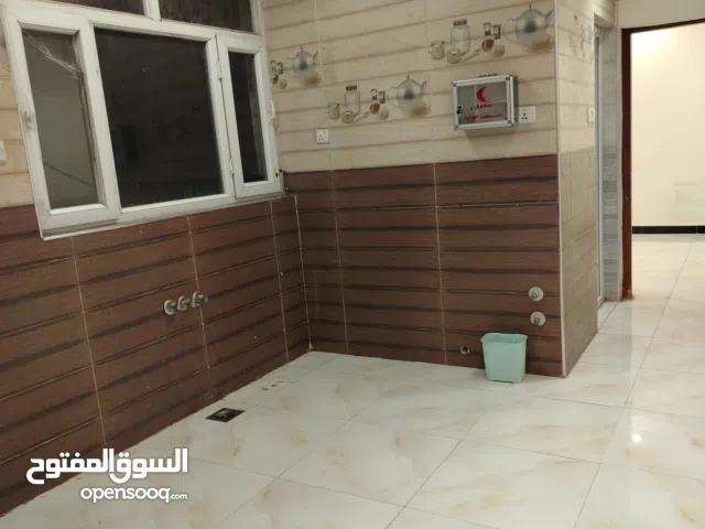 90 m2 2 Bedrooms Apartments for Rent in Baghdad Mansour