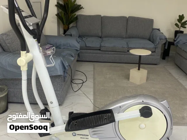 جهاز رياضة مستعملة قليل او شغال او امورة طيبة بس حبيت ابيعة ماعندي مكان لة .