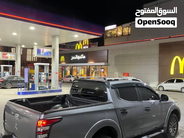 2016 ميتسوبيشي L200 Standard