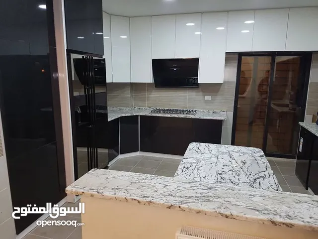 مطبخ بحاله ممتازه نوعيه جيده