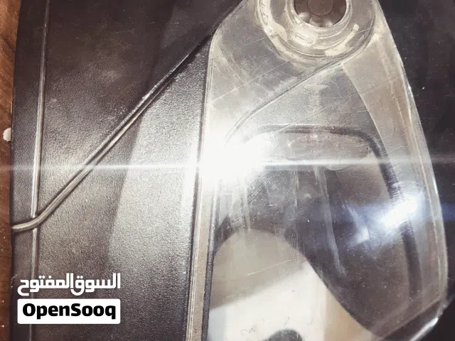 خوذة مصنفة ما فيها كسور  بدها مسح بشريطة فقط