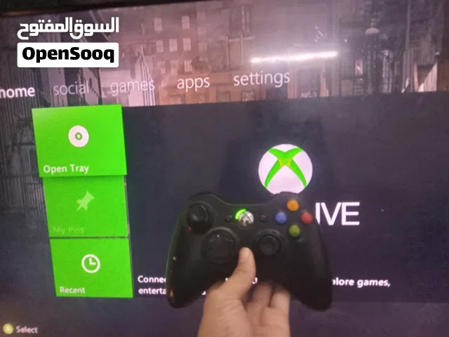 اكس بوكس 360 للبيع بسعر100 وبي مجال شوي