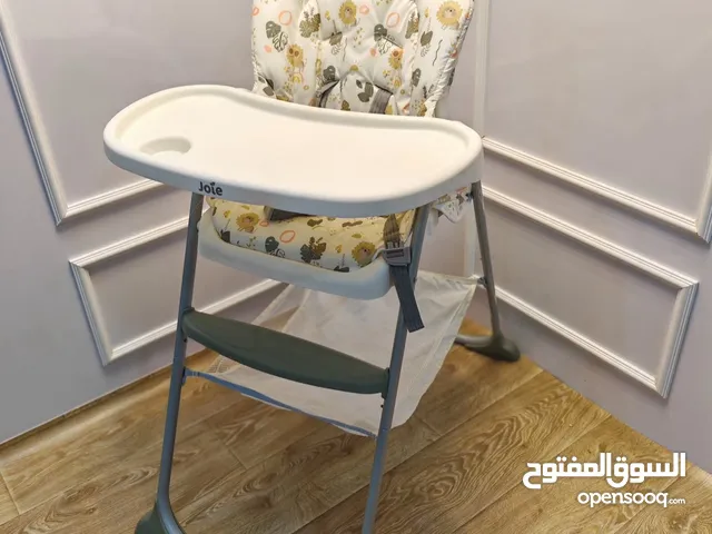 اغراض اطفال للبيع نظيفة جداً