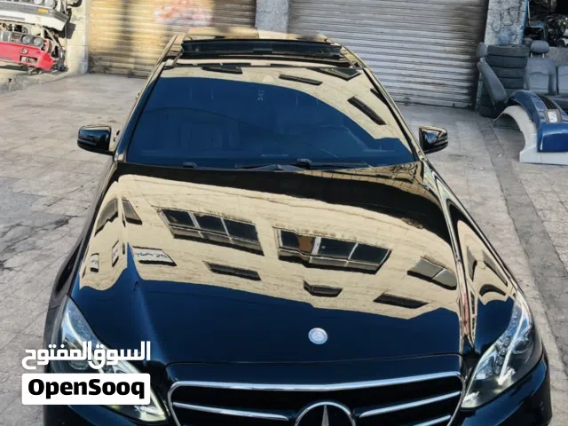 2016 مرسيدس بنز الفئة-E E 200