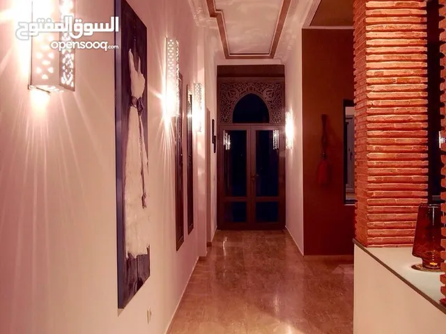 700m2 5 Bedrooms Villa for Rent in Casablanca Maarif