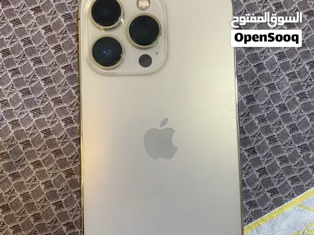 ايفون 13برو للبيع مساحه الهاتف 256