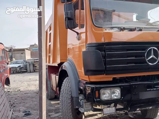 لوري البي قلاب موديل82