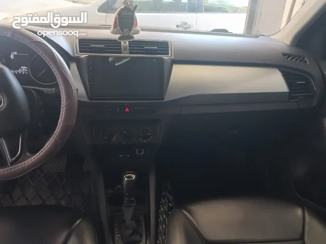 سكودا فابيا 2017