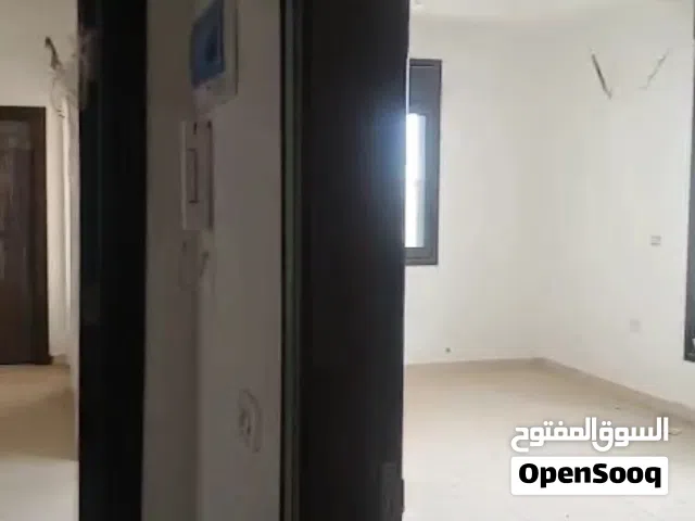 شقه للبيع في مرج الحمام