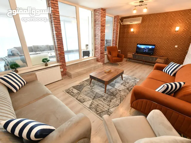 200 m2 3 Bedrooms Apartments for Rent in Istanbul Şişli