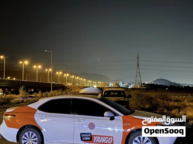 2020 تويوتا كامري LE