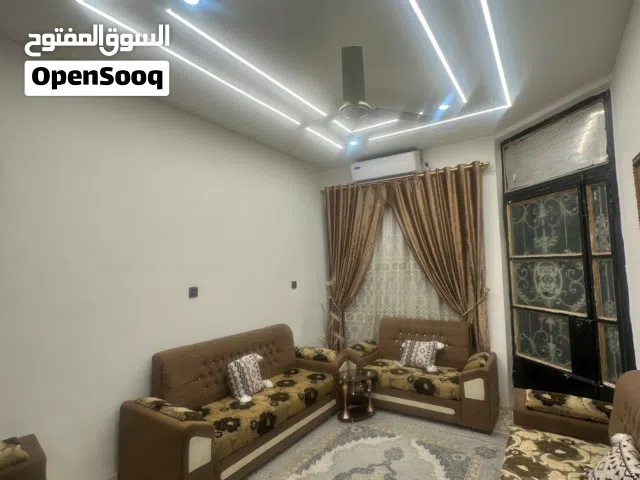 108 m2 4 Bedrooms Townhouse for Sale in Basra Al Mishraq al Qadeem