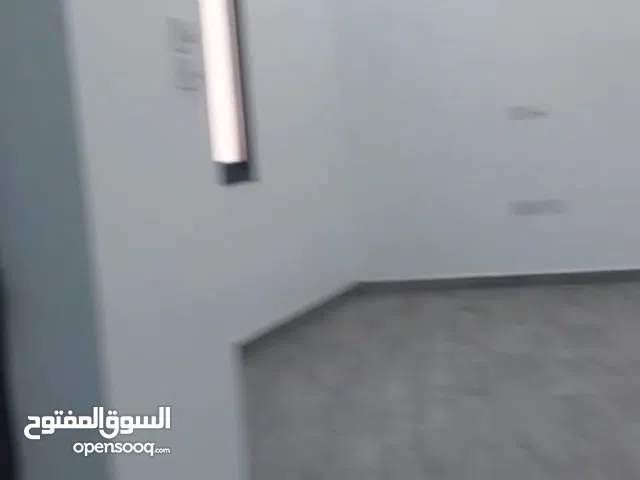 180 m2 2 Bedrooms Apartments for Rent in Manama Seef