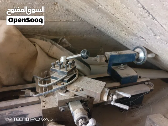 ماكينة مخرطة للبيع