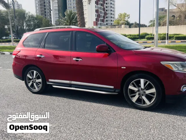 2014 Nissan Pathfinder SV